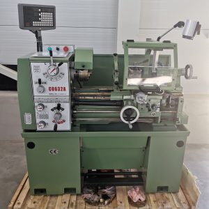 TNM C0632/500 csúcsesztergagép